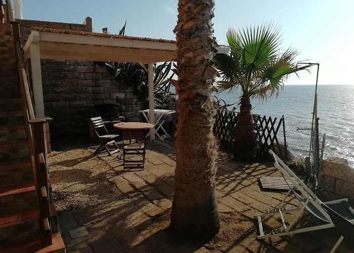 Waterfront Bosa *